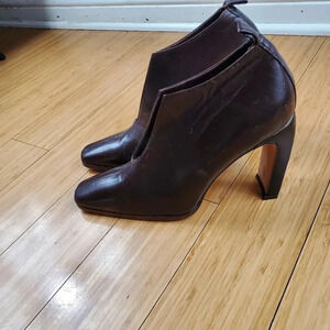 Vintage Jones New York Chocolate Brown Pumps NWOB - Size 7.5